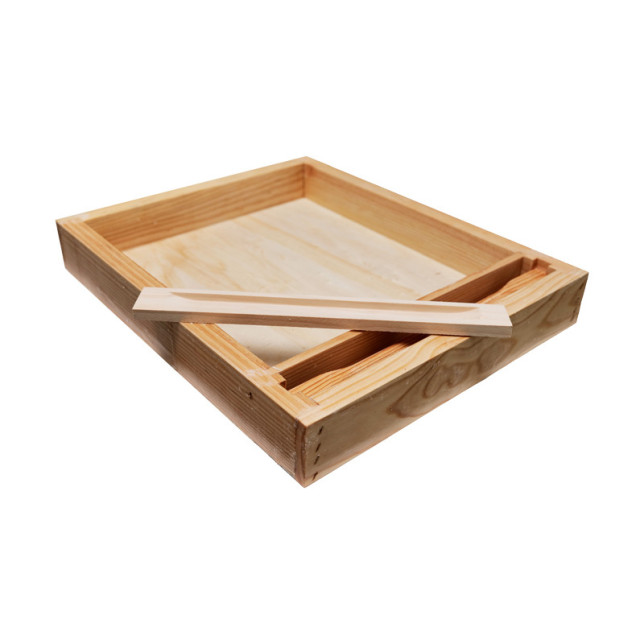 NOURRISSEUR COUVRE-CADRES BOIS PARAFFINE LANGSTROT 10 C (420x510x70)